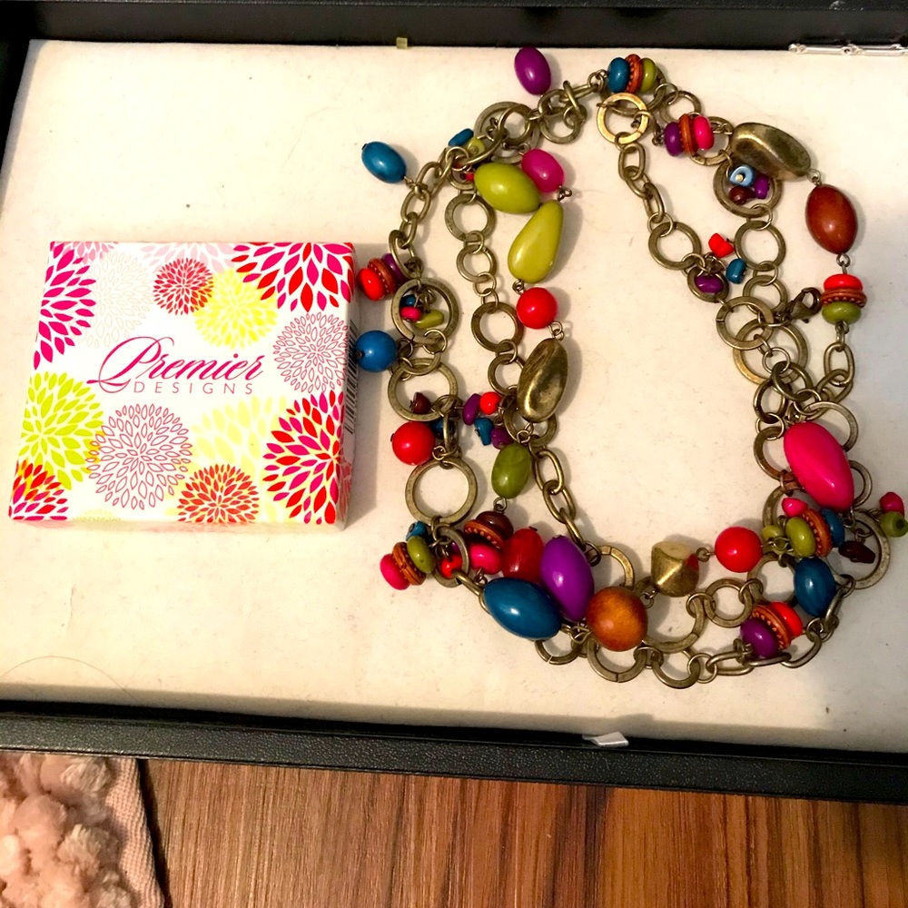 Premier Designs Necklace